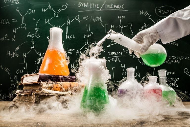 METODE DE EVALUARE LA CHIMIE, ÎNTRE TRADIȚIONAL ȘI INOVATIV