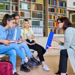 Mediator în educație